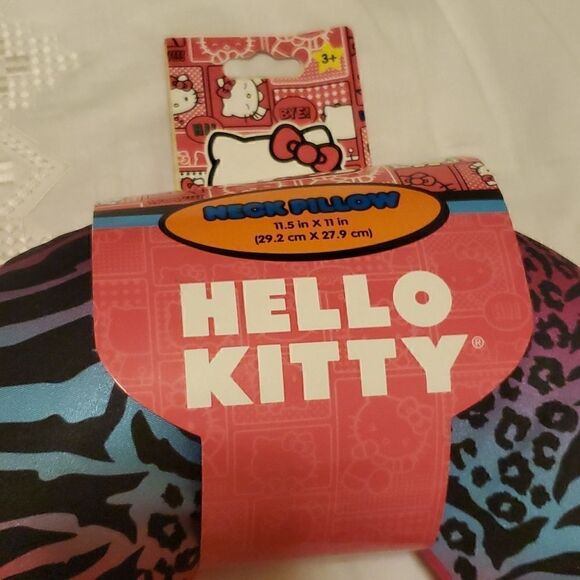 HELLO KITTY Neck Pillow by Sanrio - Picture 3 of 6